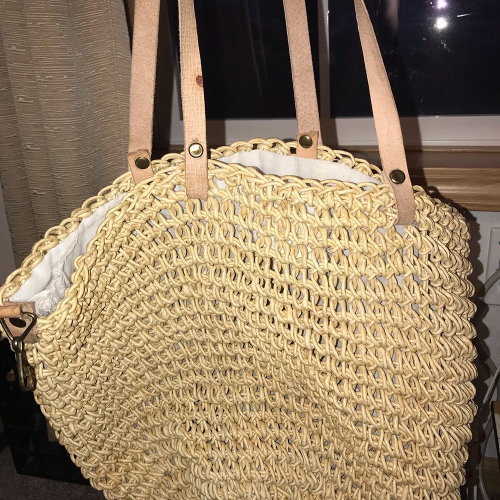 Macrame shoulder bag